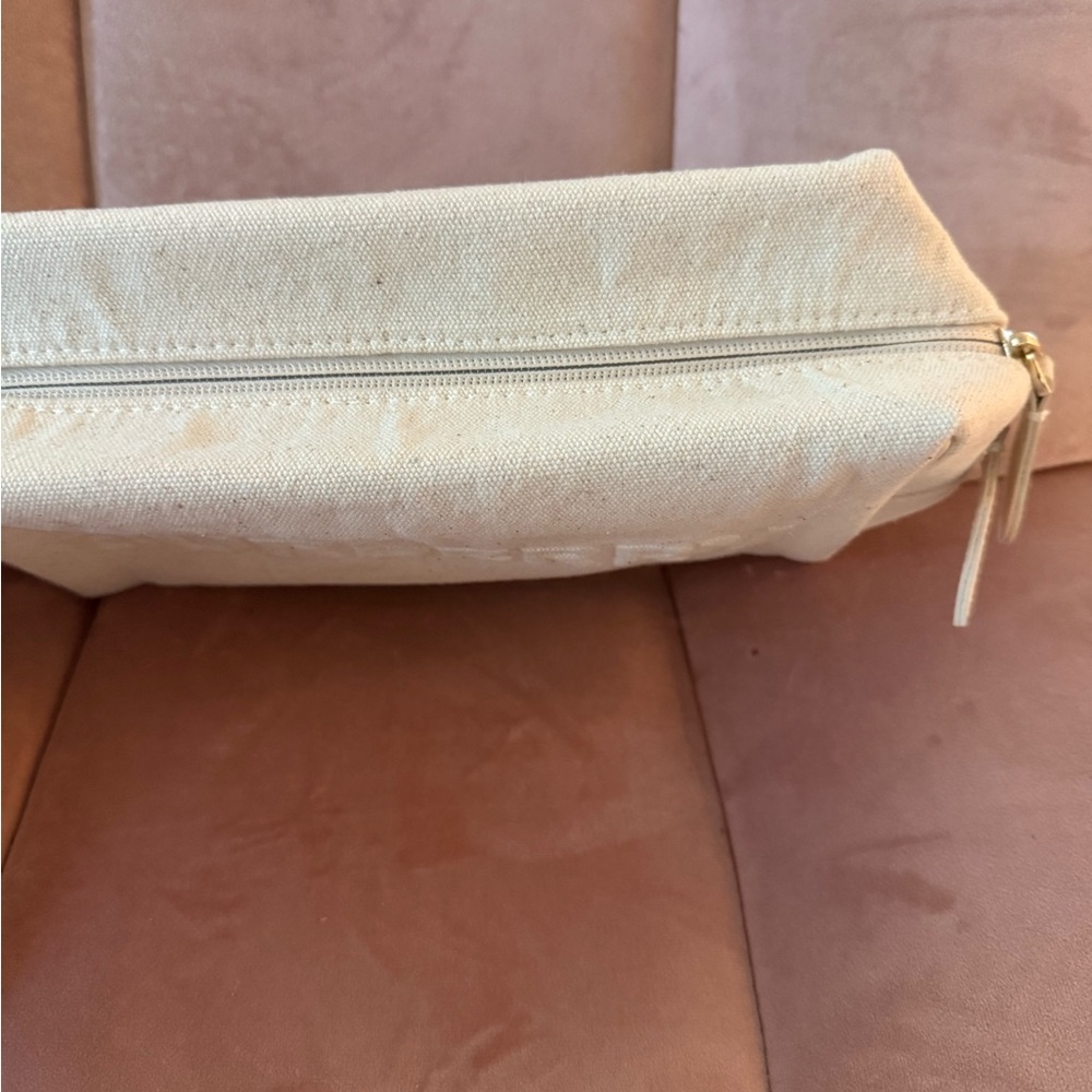 Burberry Cream Canvas Pouch with Embossed Logo - Picture 4 of 5
